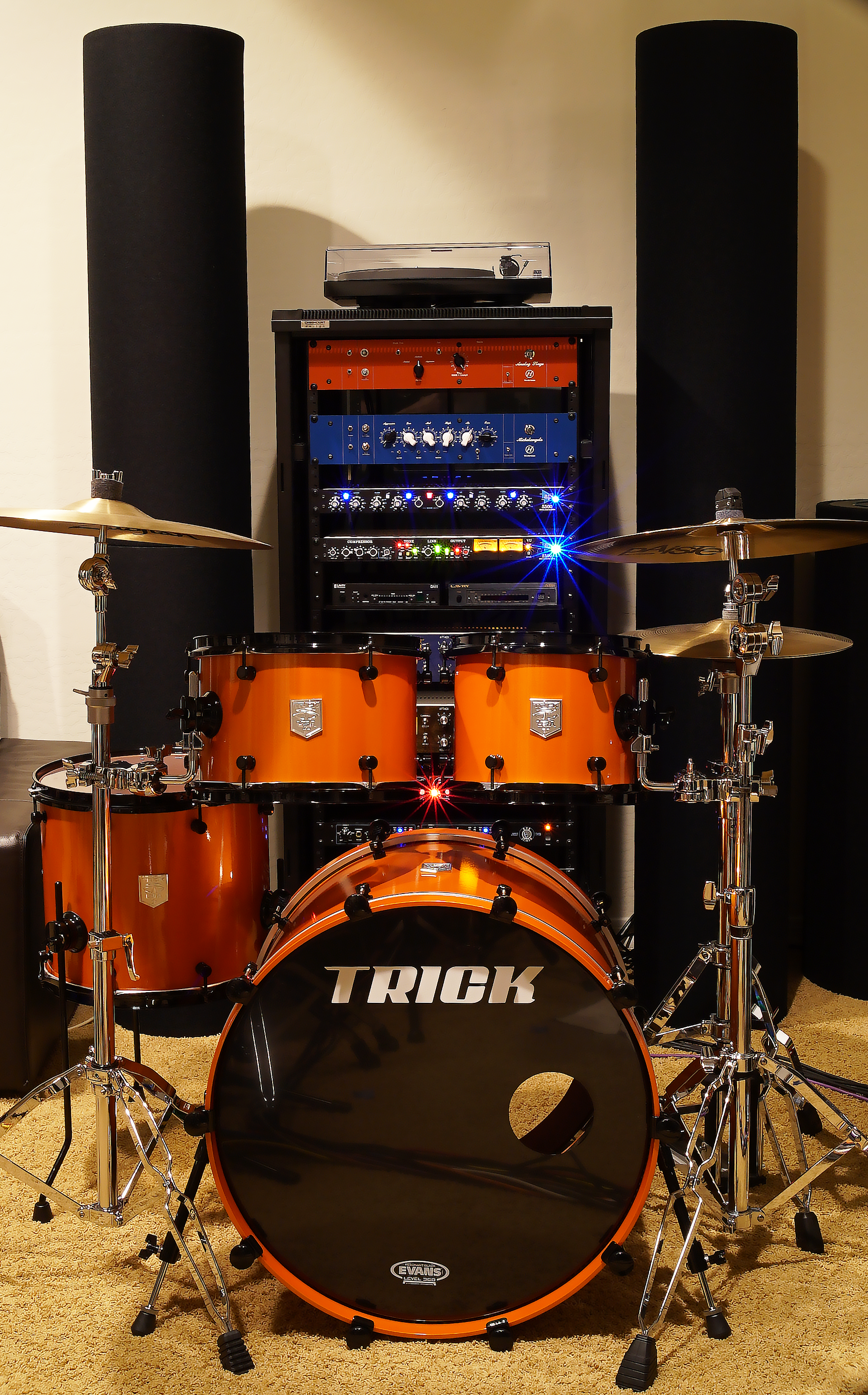 Custom Trick Kit /
					Gear Rack / Copyright 2020 Aural Endeavors, LLC